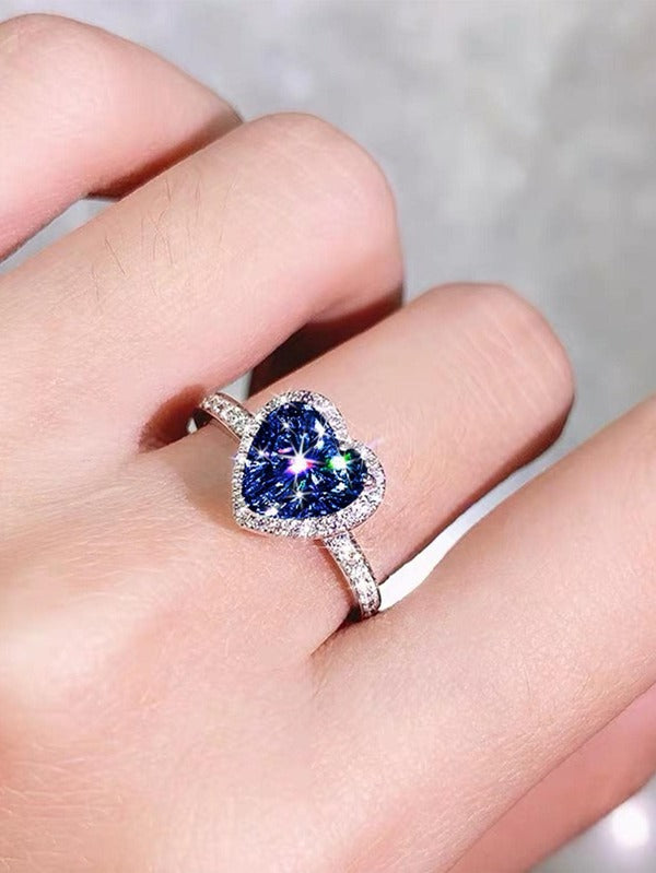 Luxury Heart-Shaped Cubic Zirconia Ring