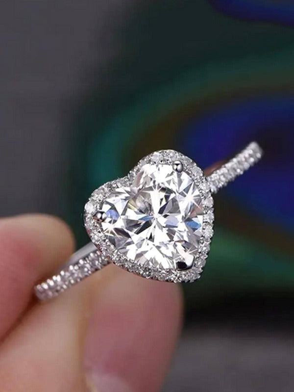 Luxury Heart-Shaped Cubic Zirconia Ring